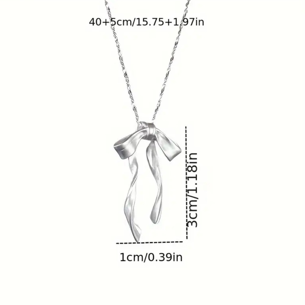 Stunning Silver Ribbon Bow Necklace NWT - Picture 5 of 7